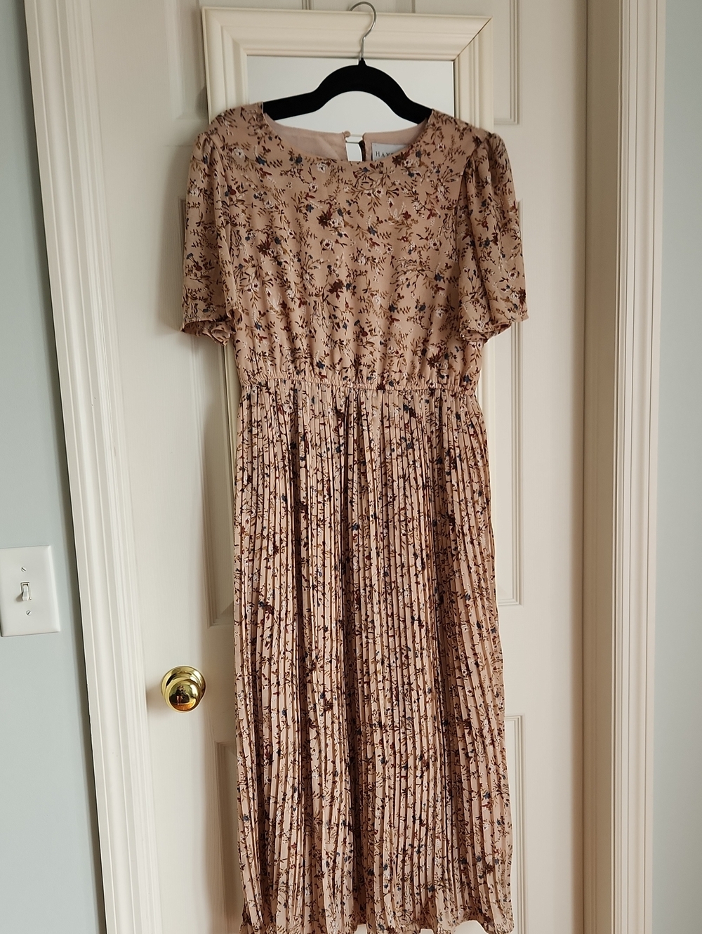 Floral Pleated Hayden Los Angeles Dress in Light Beige